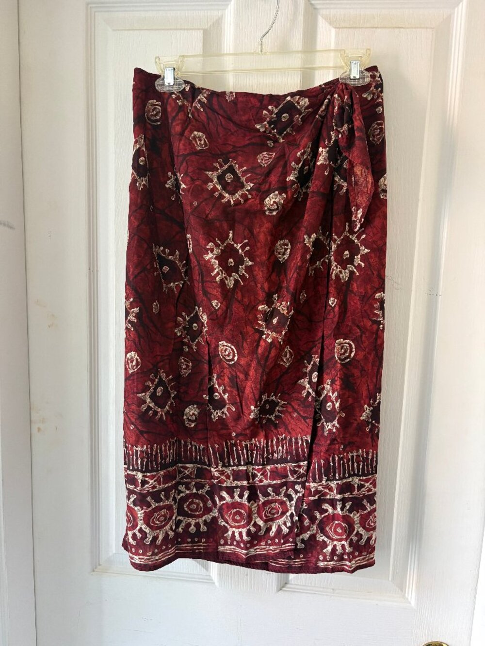 Marks & Spencer stylish skirt, size 10-12